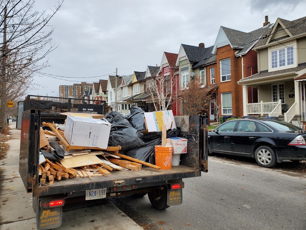 Cheap junk removal